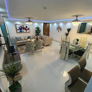 Apartment Cozzy, M5 Apartment, Family Community With, Gym, Pool, Basketball Court , Kids Area And 24 Hrs Security, Santiago De Los Caballeros